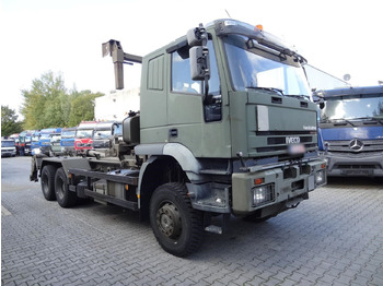 Abrollkipper EuroTrakker 260E44W 6X6 EuroTrakker 260E44W 6X6, Retarder, ADR: das Bild 2