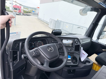 Innenraum Bild 2: Abrollkipper neu kaufen Mercedes-Benz Arocs 4148 K 8x4/4 Arocs 4148 K 8x4/4/45, Turbo-Retarder-Kupplung, Grounder