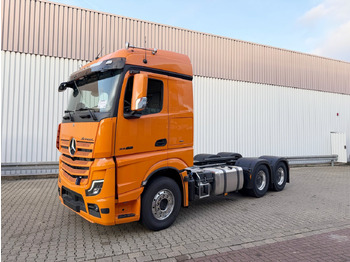 MERCEDES-BENZ Actros Sattelzugmaschine