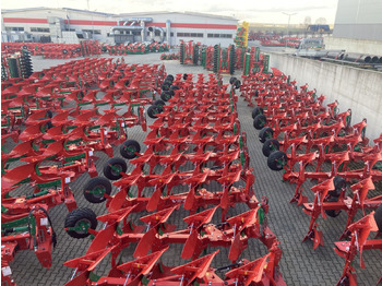 AGRO-MASZ Pflug