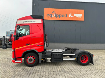 Sattelzugmaschine Volvo FH 13.420 Globetrotter 4x2, ADR (EXII, EXIII, FL, AT), EURO-6, VEB, 662.814 km, NL, valid ADR/APK: 9/2026: das Bild 3