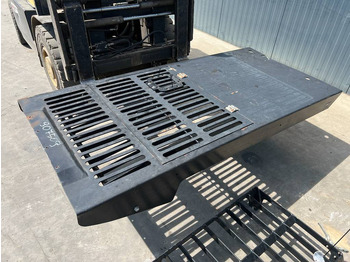 CATERPILLAR Fahrerhaus und Interieur