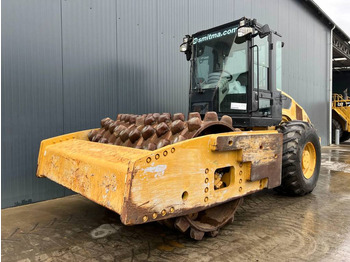 CATERPILLAR Walzen