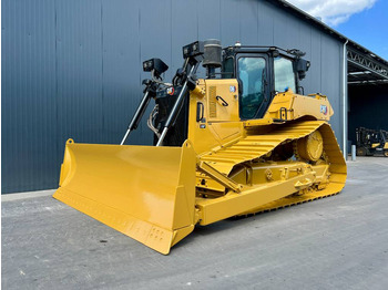 CATERPILLAR D6 Bulldozer