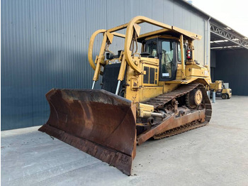 CATERPILLAR D7H Bulldozer