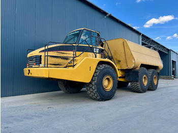 CATERPILLAR 740 Baumaschine