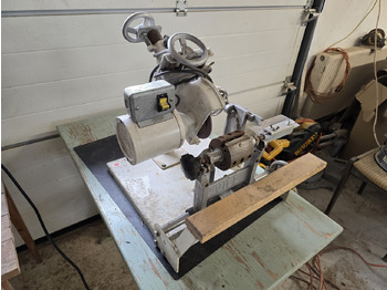 Holzbearbeitungsmaschine