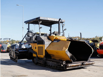 Asphaltfertiger/ Straßenfertiger VOLVO ABG 6820: das Bild 4
