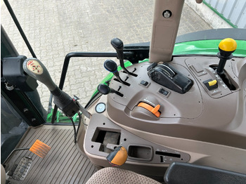 Traktor John Deere 6105 RC: das Bild 2