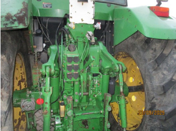 Traktor John Deere 7710 TLS  Krichgang: das Bild 3