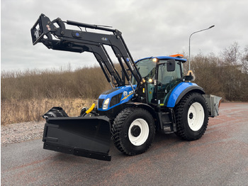 NEW HOLLAND T5.115 Traktor