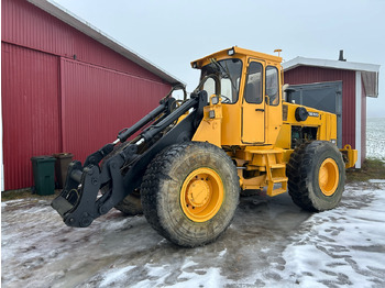 VOLVO L90 Radlader