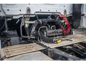 Sattelzugmaschine Mercedes ACTROS 1845 HAD+KIPHYDR.: das Bild 5