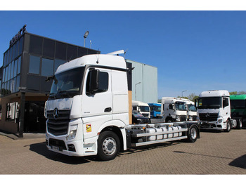 MERCEDES-BENZ Actros 1845 Fahrgestell LKW