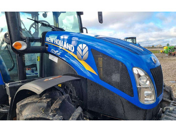 NEW HOLLAND TD5 Traktor