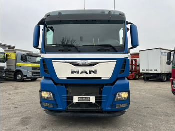 Sattelzugmaschine MAN TGS 33.500 6x4: das Bild 2