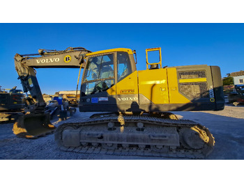 VOLVO EC220E Kettenbagger
