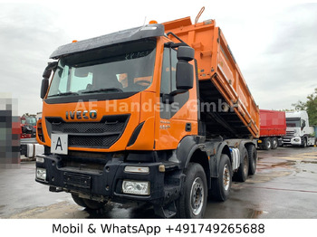 IVECO Trakker Kipper