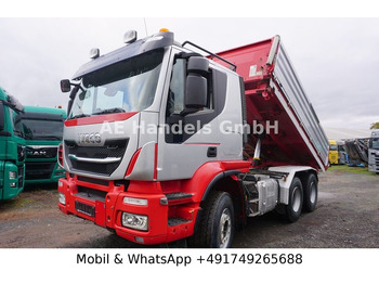 IVECO Trakker Containerwagen/ Wechselfahrgestell LKW
