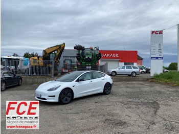 TESLA PKW
