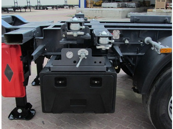 Container/ Wechselfahrgestell Auflieger Für die Beförderung von Container neu kaufen SERIN Telescopik Container Carrier Semi Trailer 1x20'/2x20'/1x30'/1x40'/1x45': das Bild 3