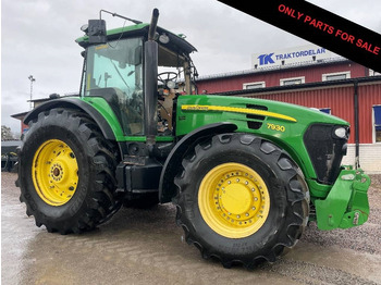 JOHN DEERE 7930 Traktor