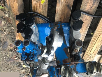 NEW HOLLAND Hydraulik ventil