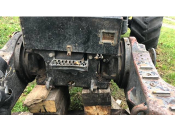 KOMATSU Achse und Teile