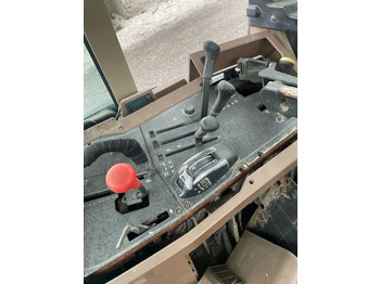 JOHN DEERE Fahrerhaus und Interieur