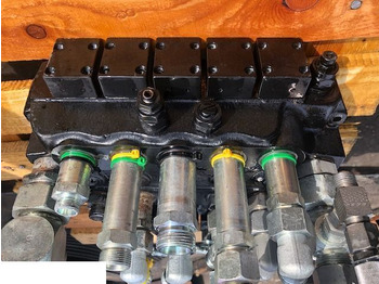 Hydraulik ventil für Landmaschine Manitou 627 - Rozdzielacz Hydrauliczny: das Bild 2