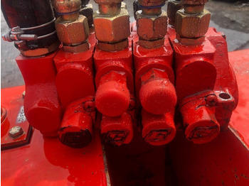 Hydraulik ventil für Teleskoplader Manitou 928 Rozdzielacz Hydrauliczny: das Bild 5 Hydraulik ventil für Teleskoplader Manitou 928 Rozdzielacz Hydrauliczny: das Bild 5