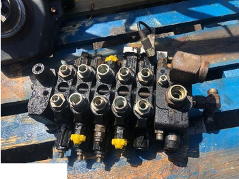 MANITOU Hydraulik ventil