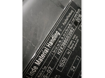 Elektrostapler Linde E15: das Bild 2