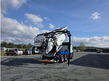 RENAULT Saug-/ Spülfahrzeug