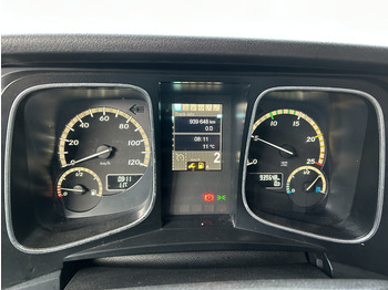 Sattelzugmaschine Mercedes-Benz Actros 1842 StreamSpace / 939 dkm / 2 Tanks / NL Truck: das Bild 4 Sattelzugmaschine Mercedes-Benz Actros 1842 StreamSpace / 939 dkm / 2 Tanks / NL Truck: das Bild 4