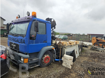 MAN 14.224 Abschleppwagen