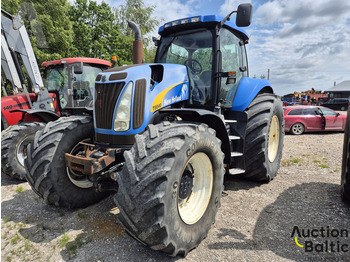 NEW HOLLAND T8040 Traktor