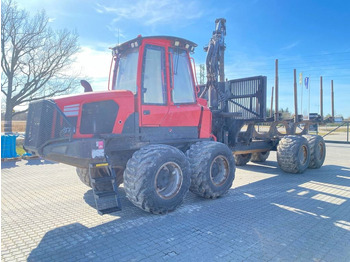 KOMATSU Forwarder