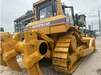 Bulldozer CATERPILLAR D8R: das Bild 3