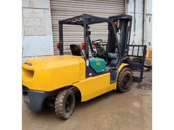 Gabelstapler KOMATSU FD50AT-7: das Bild 2