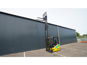 Baumaschine Eurotrac FE18-S 1.8 TON TRIPLEX 3-STAGE NEW FORKLIFT: das Bild 2