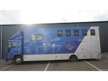 VOLVO FL6 Pferdetransporter