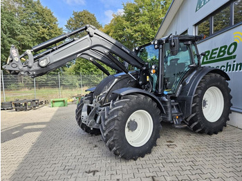 VALTRA N-series Traktor
