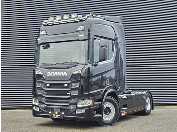 SCANIA R 580 Sattelzugmaschine