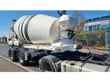 LIEBHERR Betonmischer Auflieger