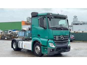 MERCEDES-BENZ Sattelzugmaschine