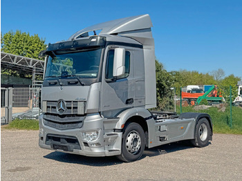 MERCEDES-BENZ Sattelzugmaschine