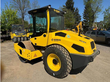 Walzenzug Bomag BW177D-5 PL: das Bild 2