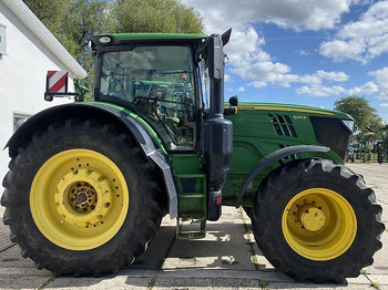Traktor John Deere 6215R AutoPowr: das Bild 5 Traktor John Deere 6215R AutoPowr: das Bild 5