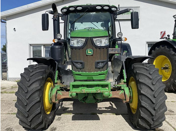 Traktor John Deere 6215R AutoPowr: das Bild 3 Traktor John Deere 6215R AutoPowr: das Bild 3